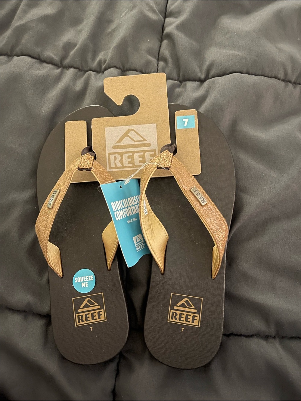 NWT Reef Women's Flip Flops in Copper Metallic